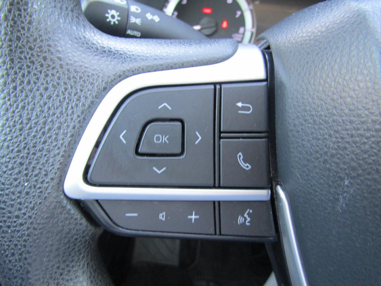 Toyota Highlander L 4D SUV FWD 2023