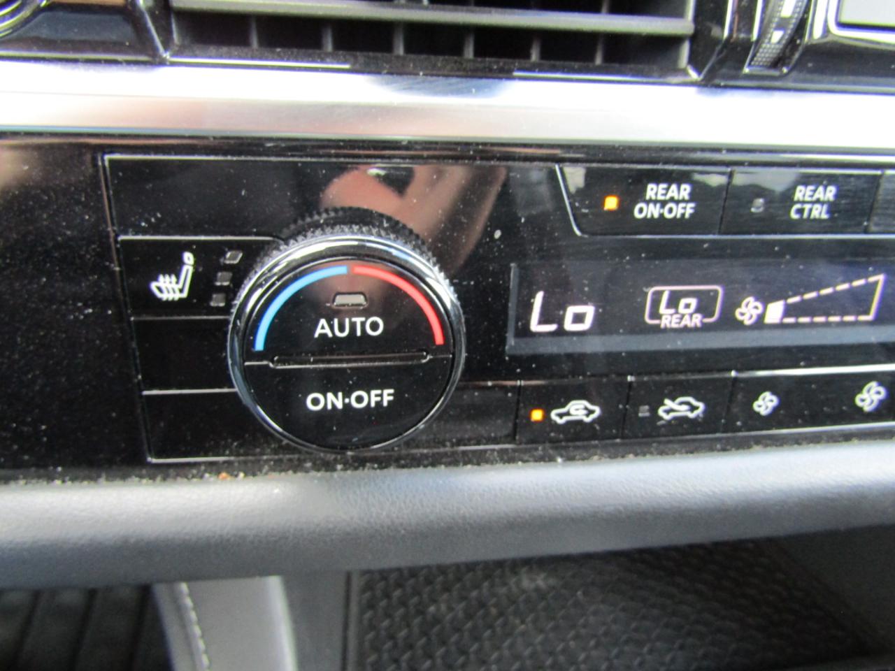 Nissan Pathfinder SV 4WD 2024