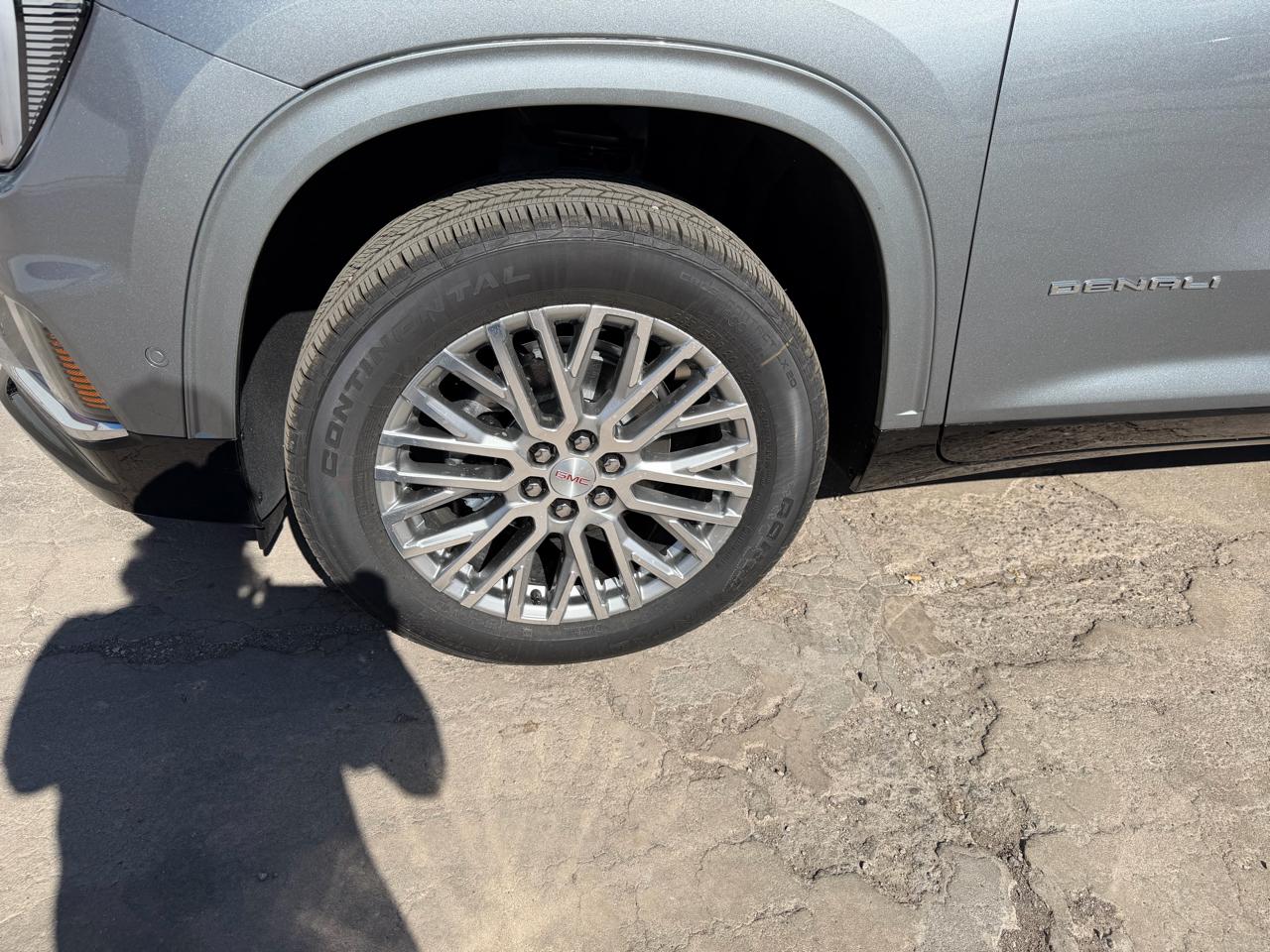 GMC Acadia FWD 4dr Denali 2026