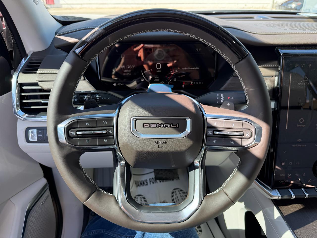 GMC Acadia FWD 4dr Denali 2026