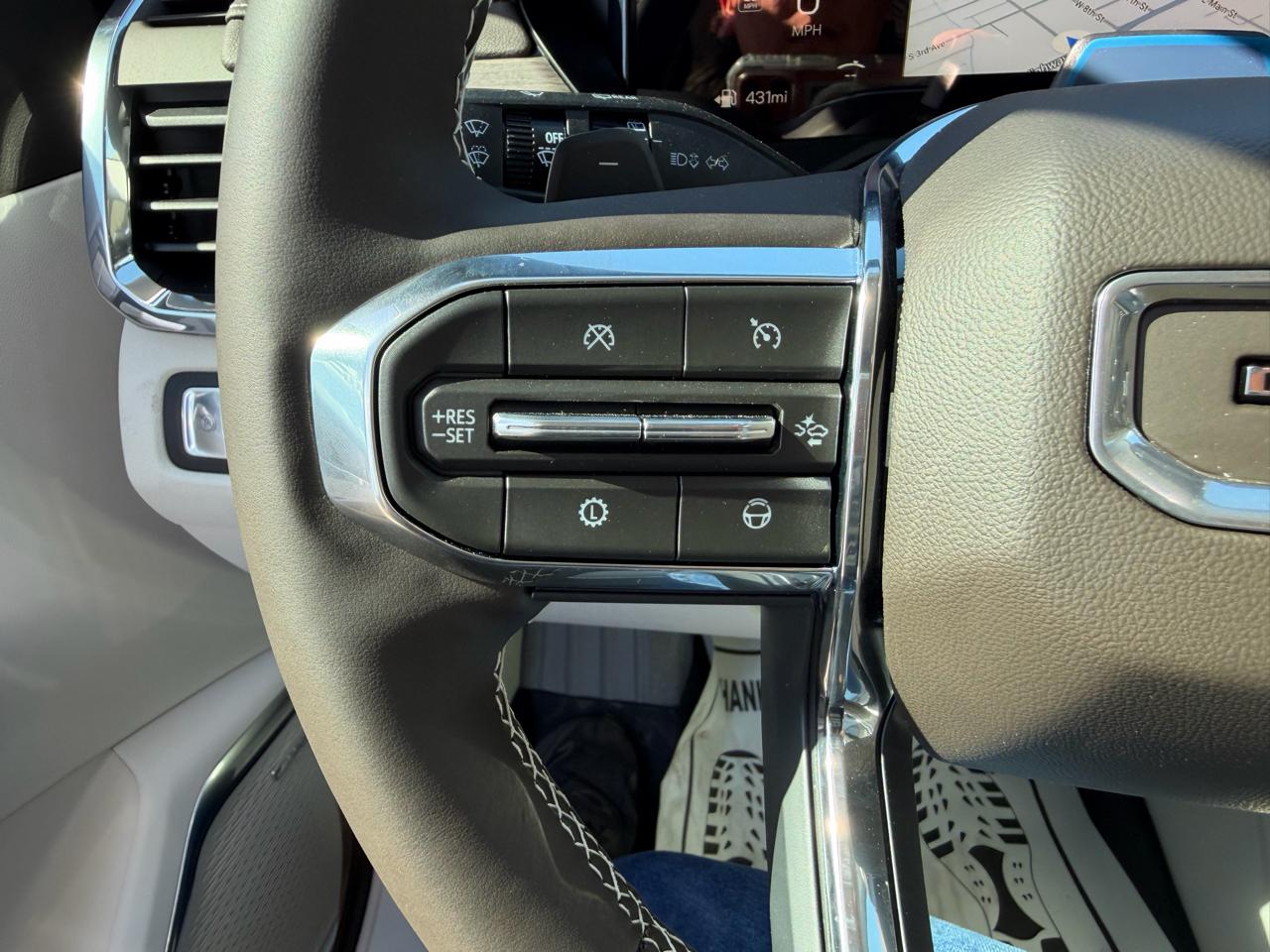 GMC Acadia FWD 4dr Denali 2026