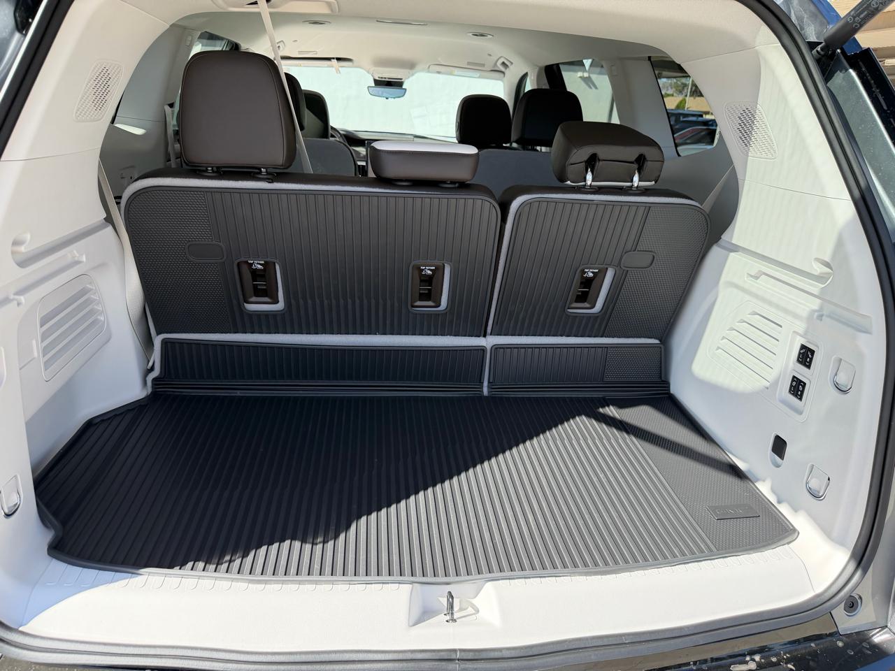 GMC Acadia FWD 4dr Denali 2026