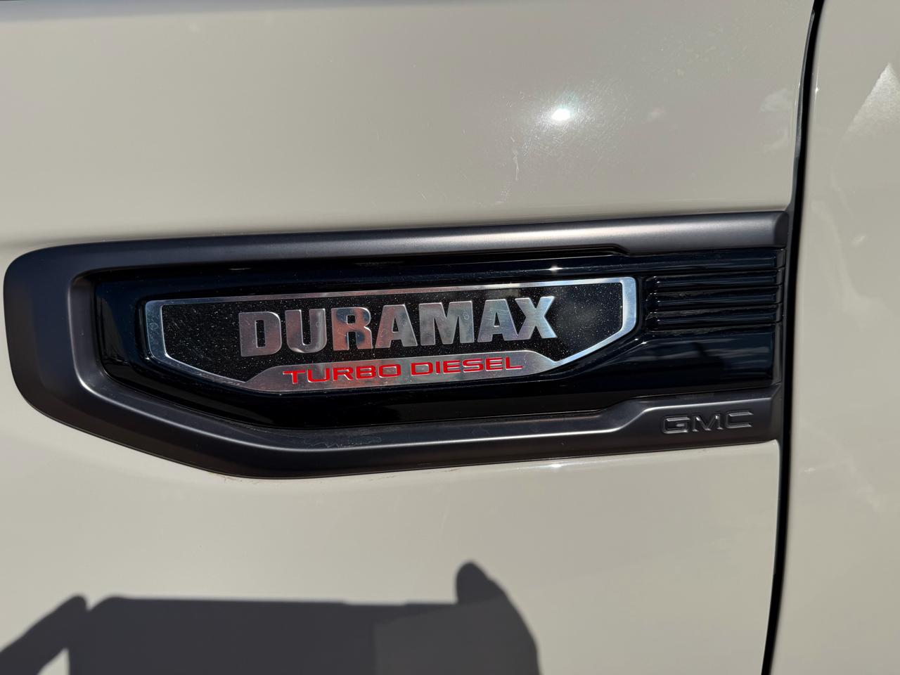 GMC Sierra 1500 4WD Crew Cab 147" AT4X 2026