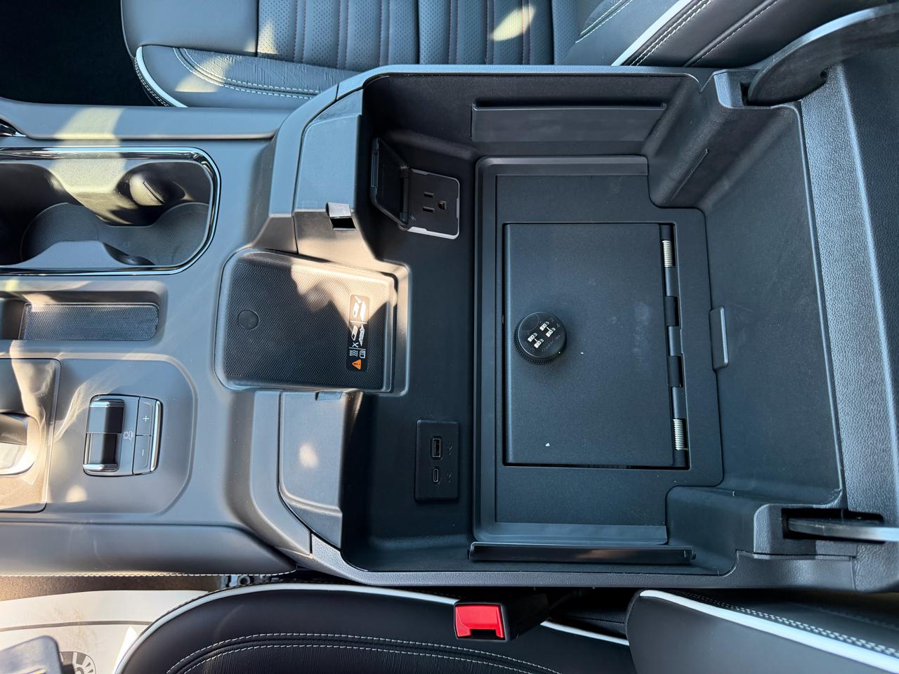 GMC Sierra 1500 4WD Crew Cab 147" AT4X 2026