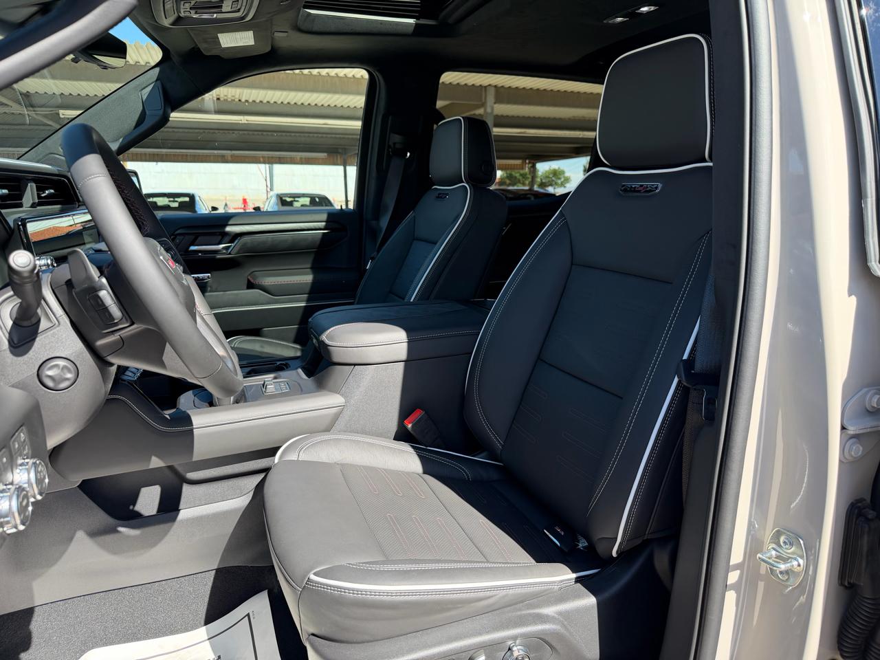 GMC Sierra 1500 4WD Crew Cab 147" AT4X 2026