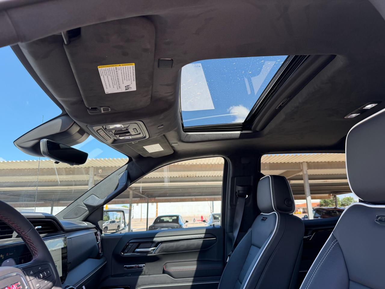 GMC Sierra 1500 4WD Crew Cab 147" AT4X 2026