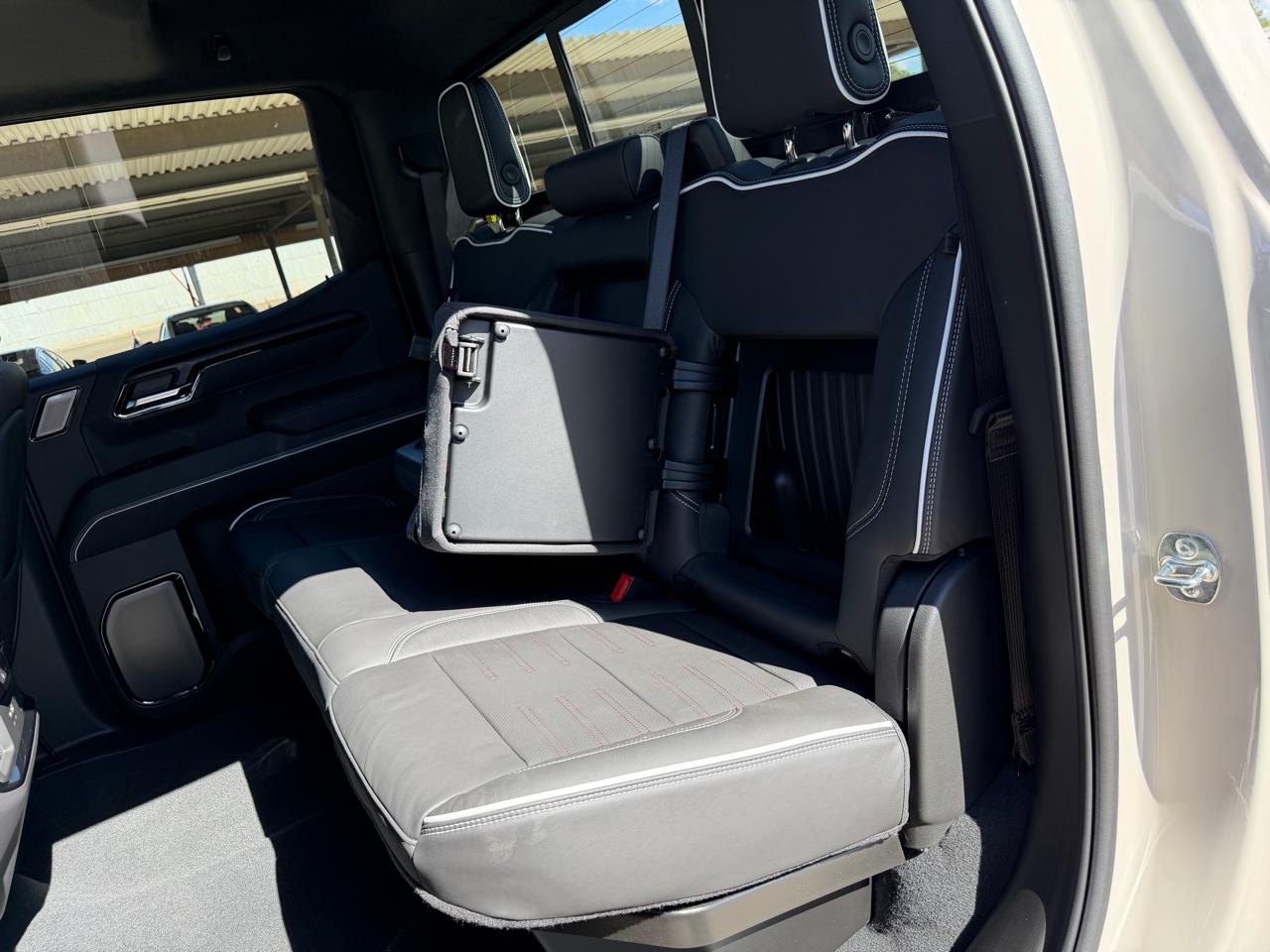 GMC Sierra 1500 4WD Crew Cab 147" AT4X 2026