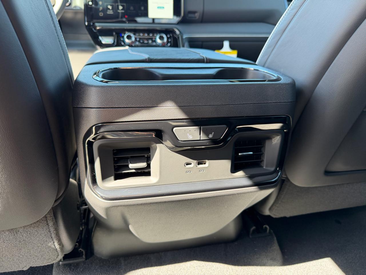 GMC Sierra 1500 4WD Crew Cab 147" AT4X 2026