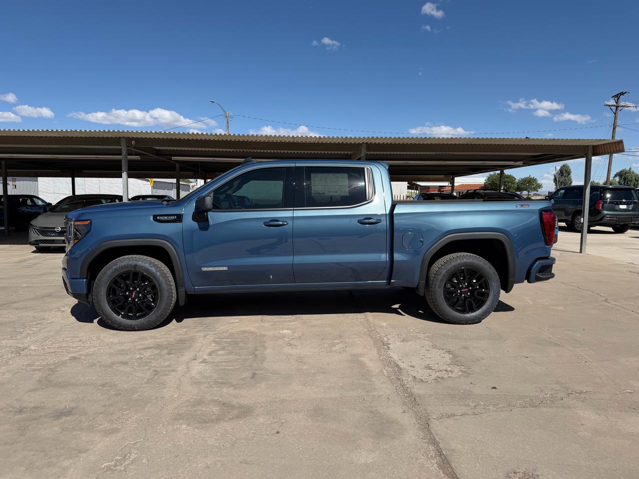 GMC Sierra 1500 4WD Crew Cab 147" Elevation w/3SB 2026