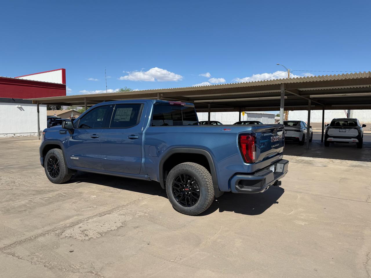 GMC Sierra 1500 4WD Crew Cab 147" Elevation w/3SB 2026