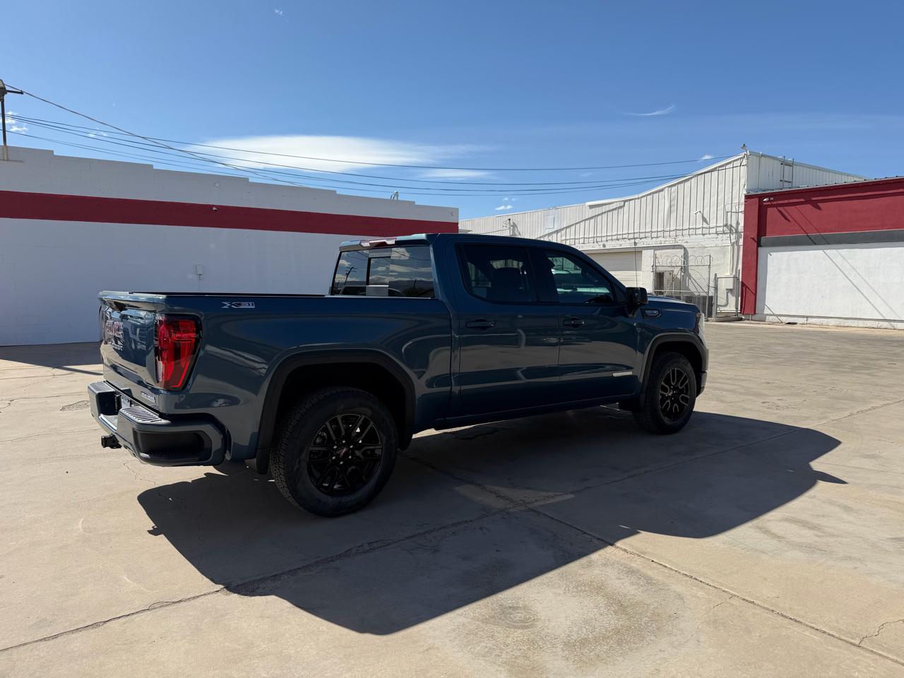 GMC Sierra 1500 4WD Crew Cab 147" Elevation w/3SB 2026