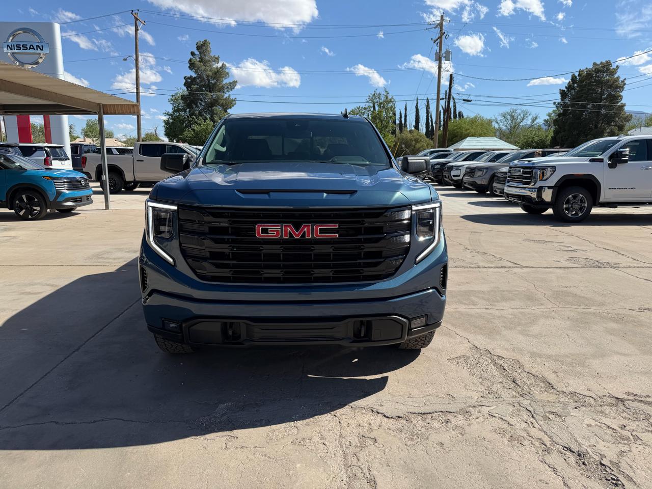 GMC Sierra 1500 4WD Crew Cab 147" Elevation w/3SB 2026