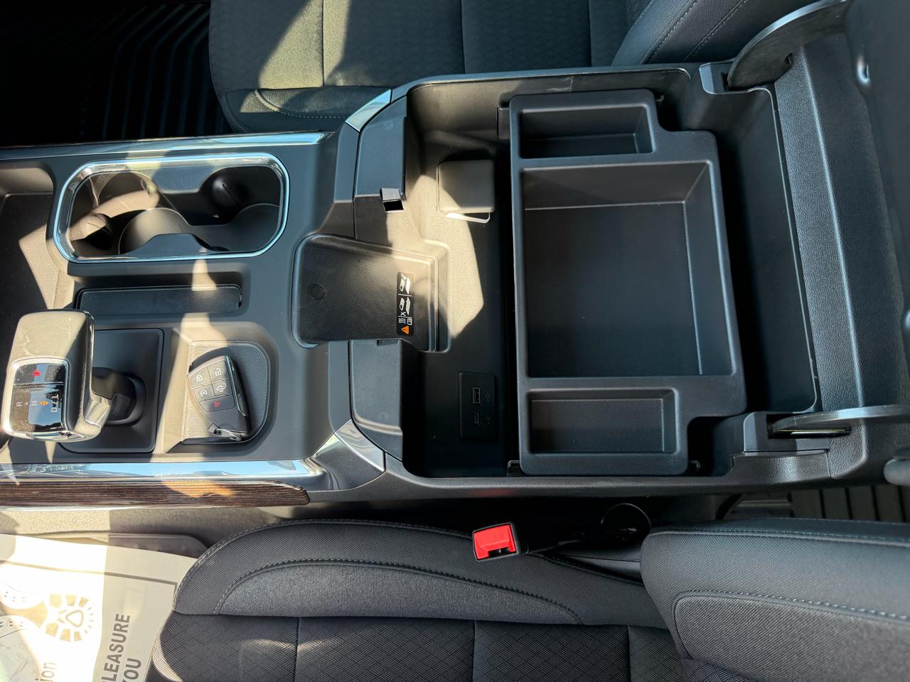 GMC Sierra 1500 4WD Crew Cab 147" Elevation w/3SB 2026