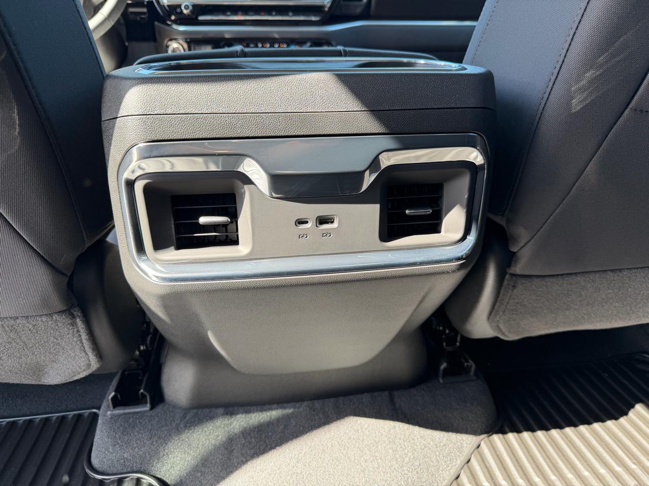 GMC Sierra 1500 4WD Crew Cab 147" Elevation w/3SB 2026