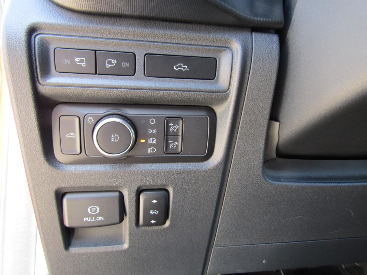 Ford F-150 Platinum SuperCrew 5.5-ft. Bed 4WD 2021