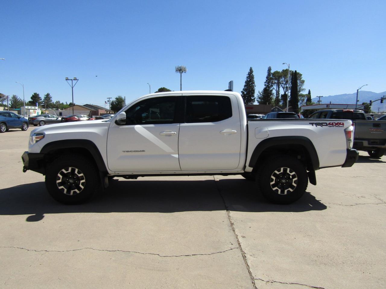Toyota Tacoma 4WD TRD Off Road Double Cab 5' Bed V6 AT (Natl) 2020