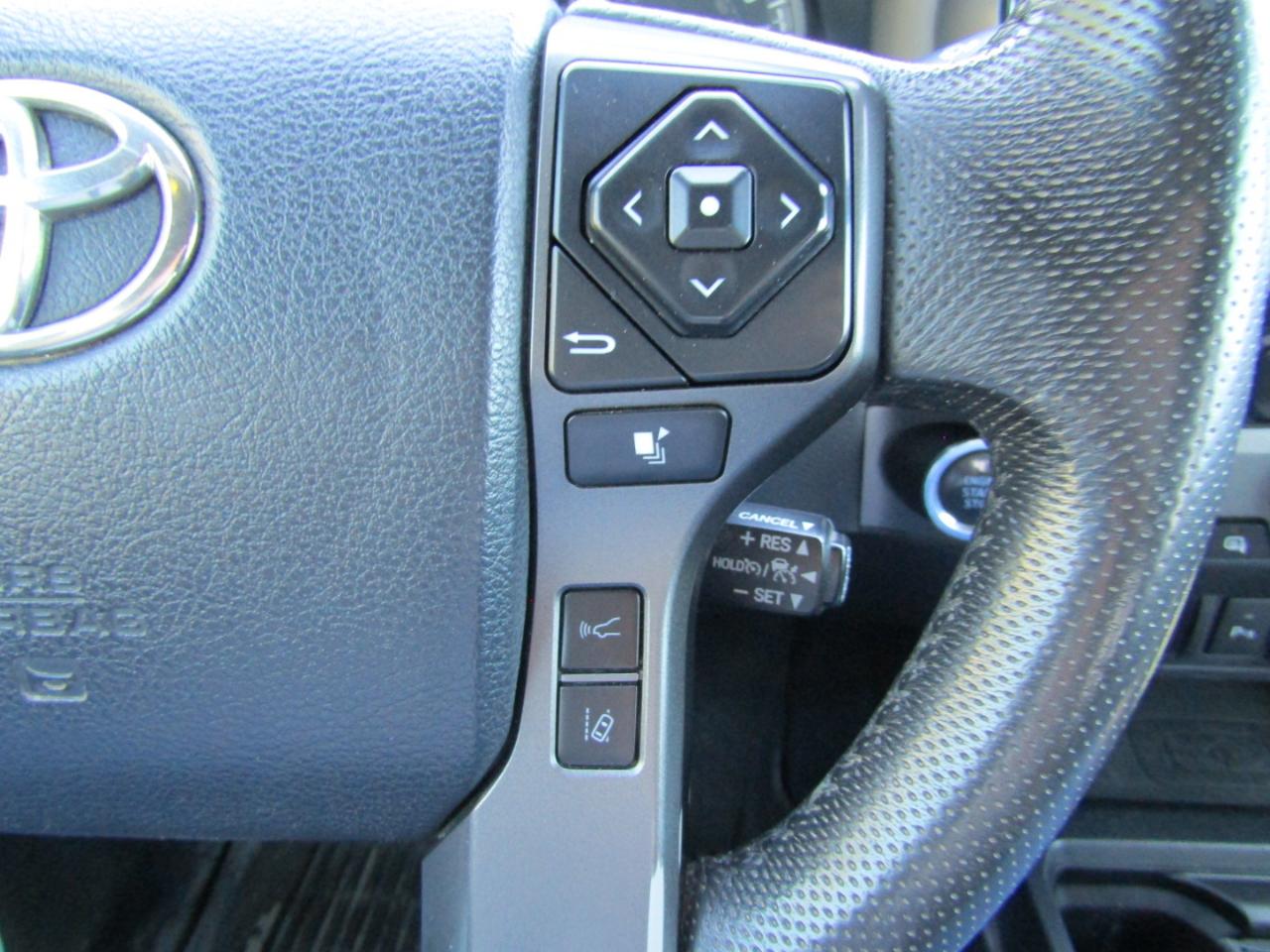 Toyota Tacoma 4WD TRD Off Road Double Cab 5' Bed V6 AT (Natl) 2020