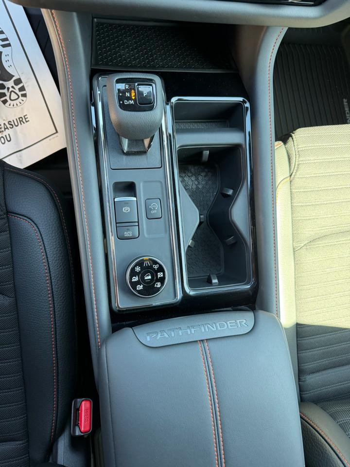 Nissan Pathfinder Rock Creek 4WD 2026