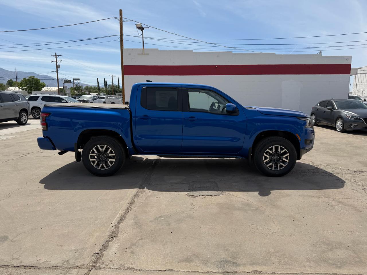 Nissan Frontier Crew Cab 4x4 SV 2026