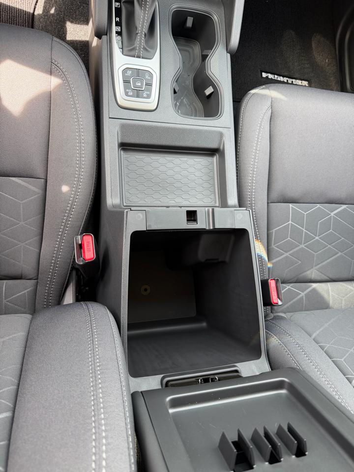Nissan Frontier Crew Cab 4x4 SV 2026