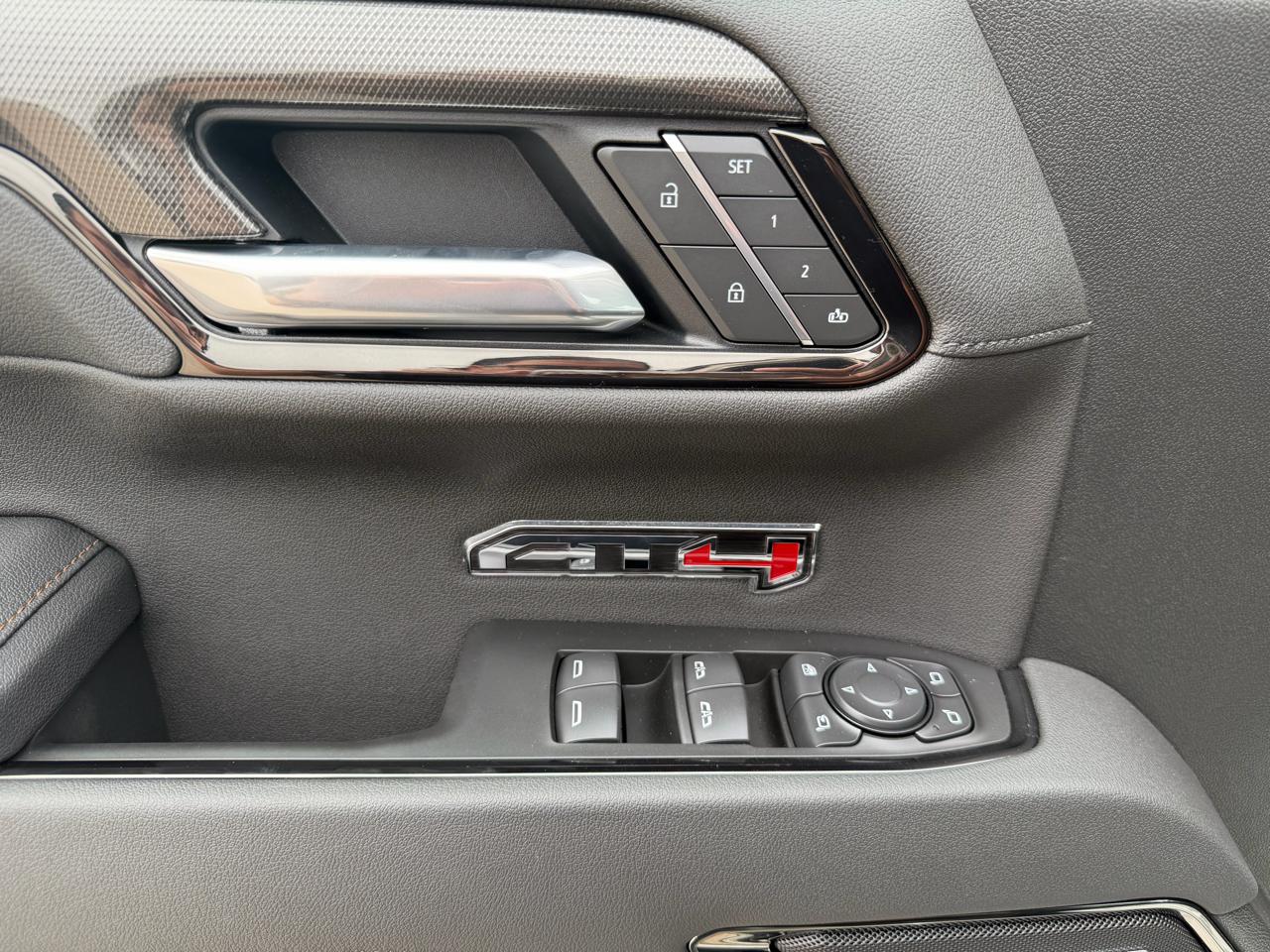 GMC Sierra 1500 4WD Crew Cab 147" AT4 2026