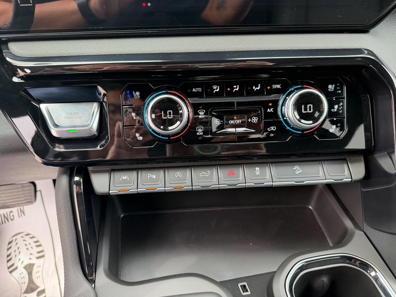 GMC Sierra 1500 4WD Crew Cab 147" AT4 2026