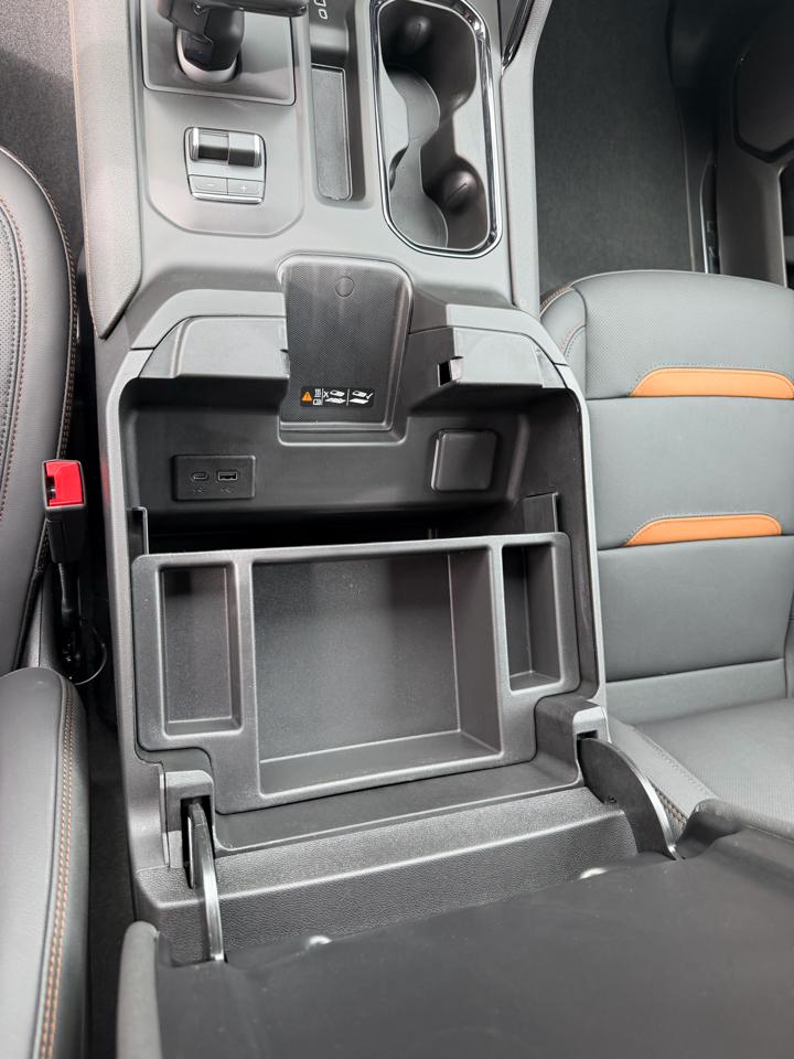 GMC Sierra 1500 4WD Crew Cab 147" AT4 2026