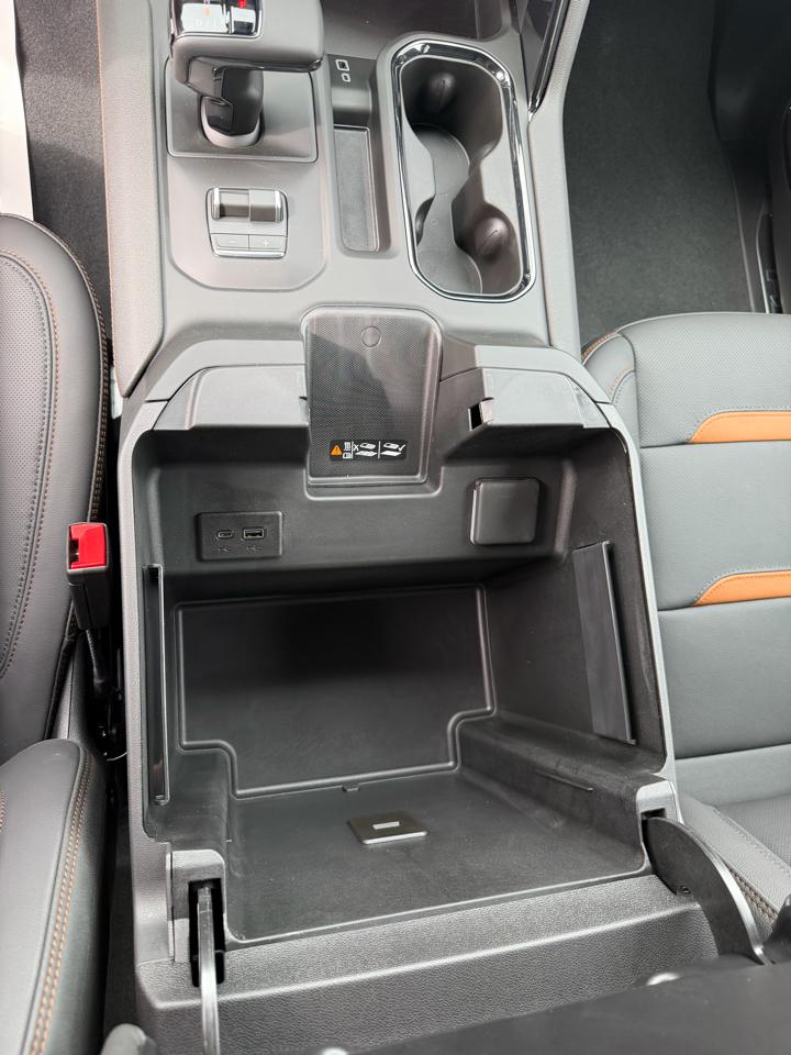 GMC Sierra 1500 4WD Crew Cab 147" AT4 2026