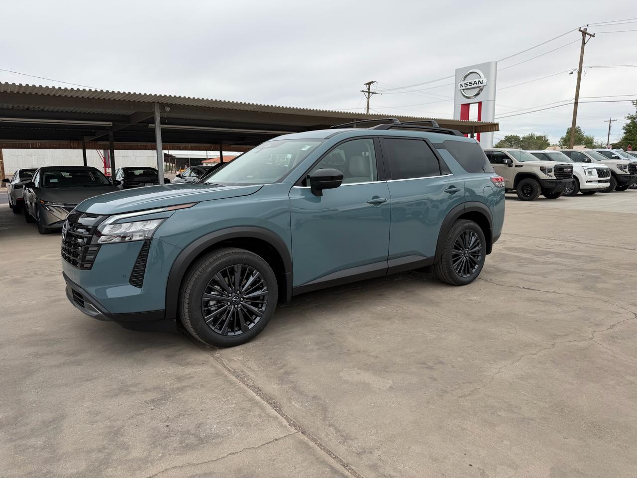 Nissan Pathfinder SL 2WD 2026