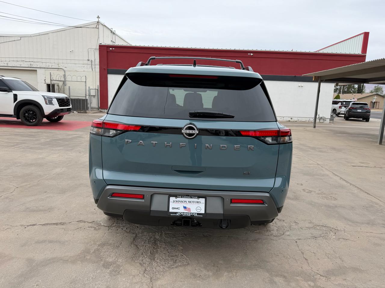 Nissan Pathfinder SL 2WD 2026