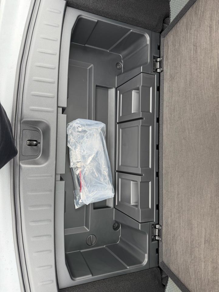 Nissan Pathfinder SL 2WD 2026