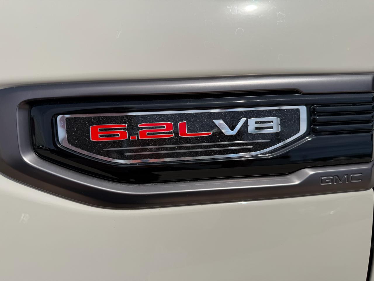 GMC Sierra 1500 4WD Crew Cab 147" AT4X 2026