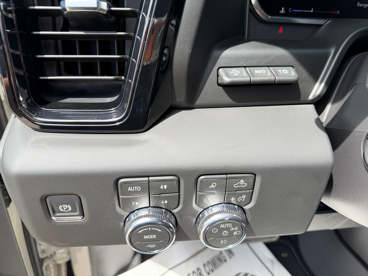 GMC Sierra 1500 4WD Crew Cab 147" AT4X 2026