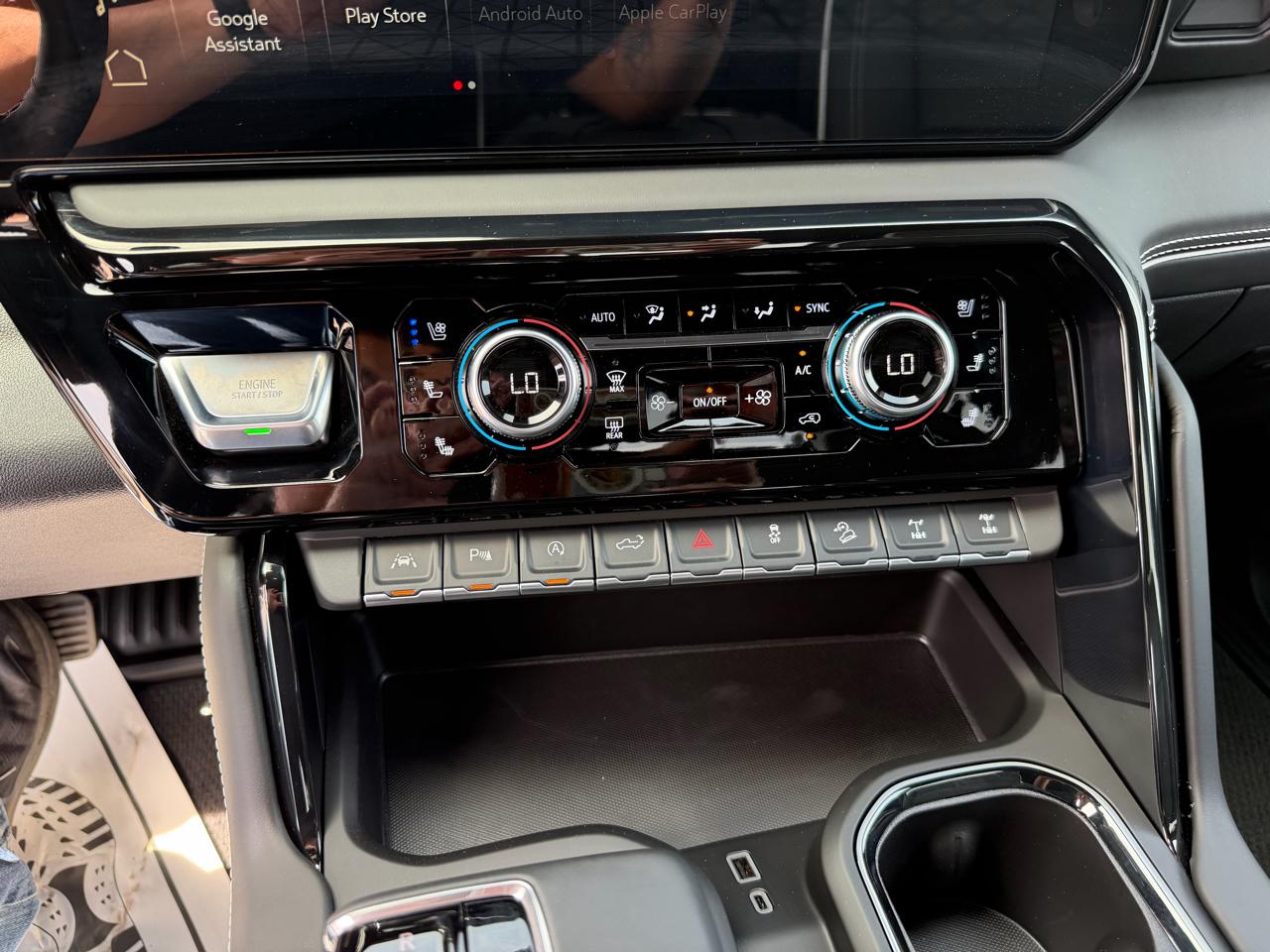 GMC Sierra 1500 4WD Crew Cab 147" AT4X 2026