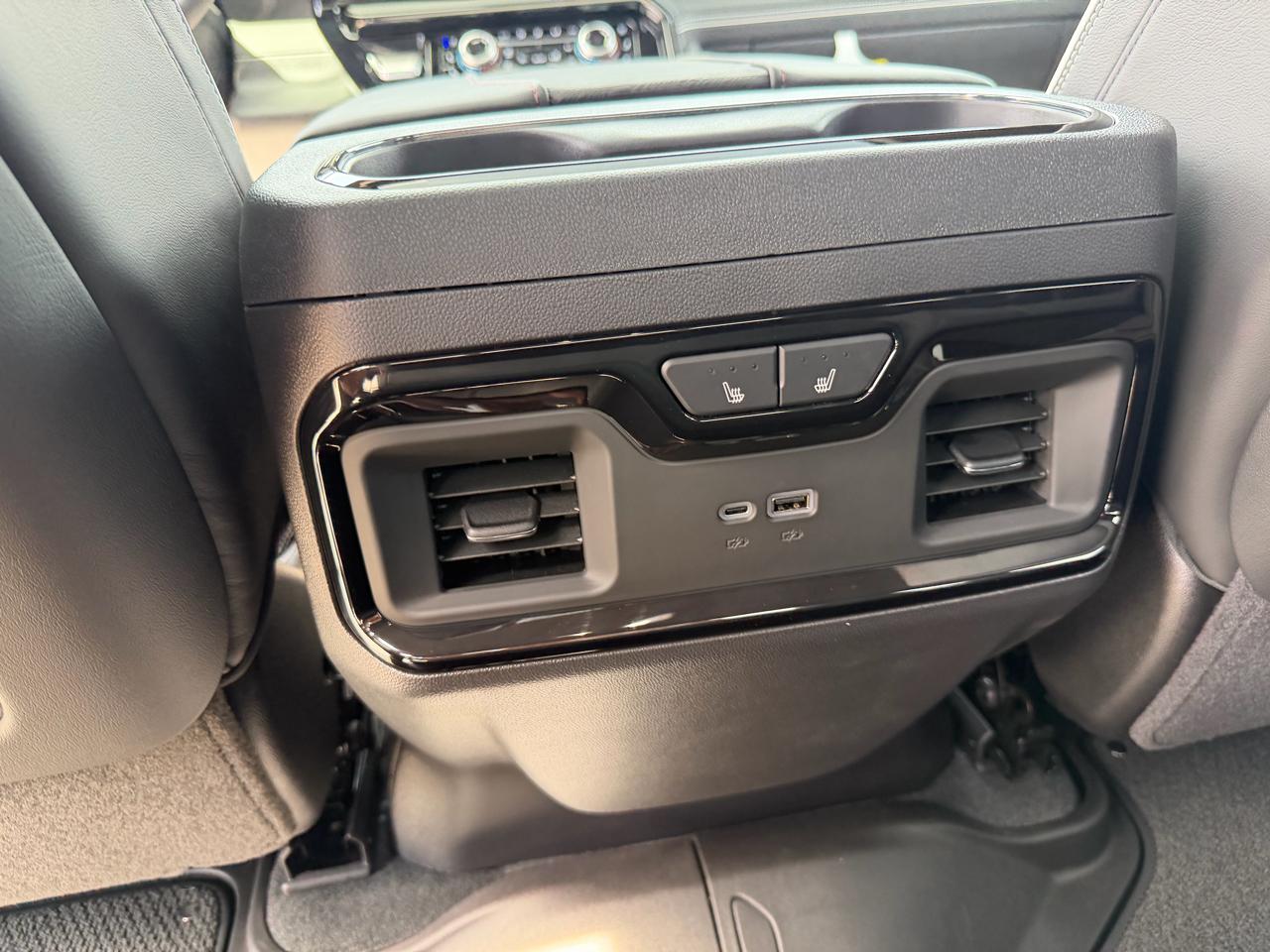 GMC Sierra 1500 4WD Crew Cab 147" AT4X 2026