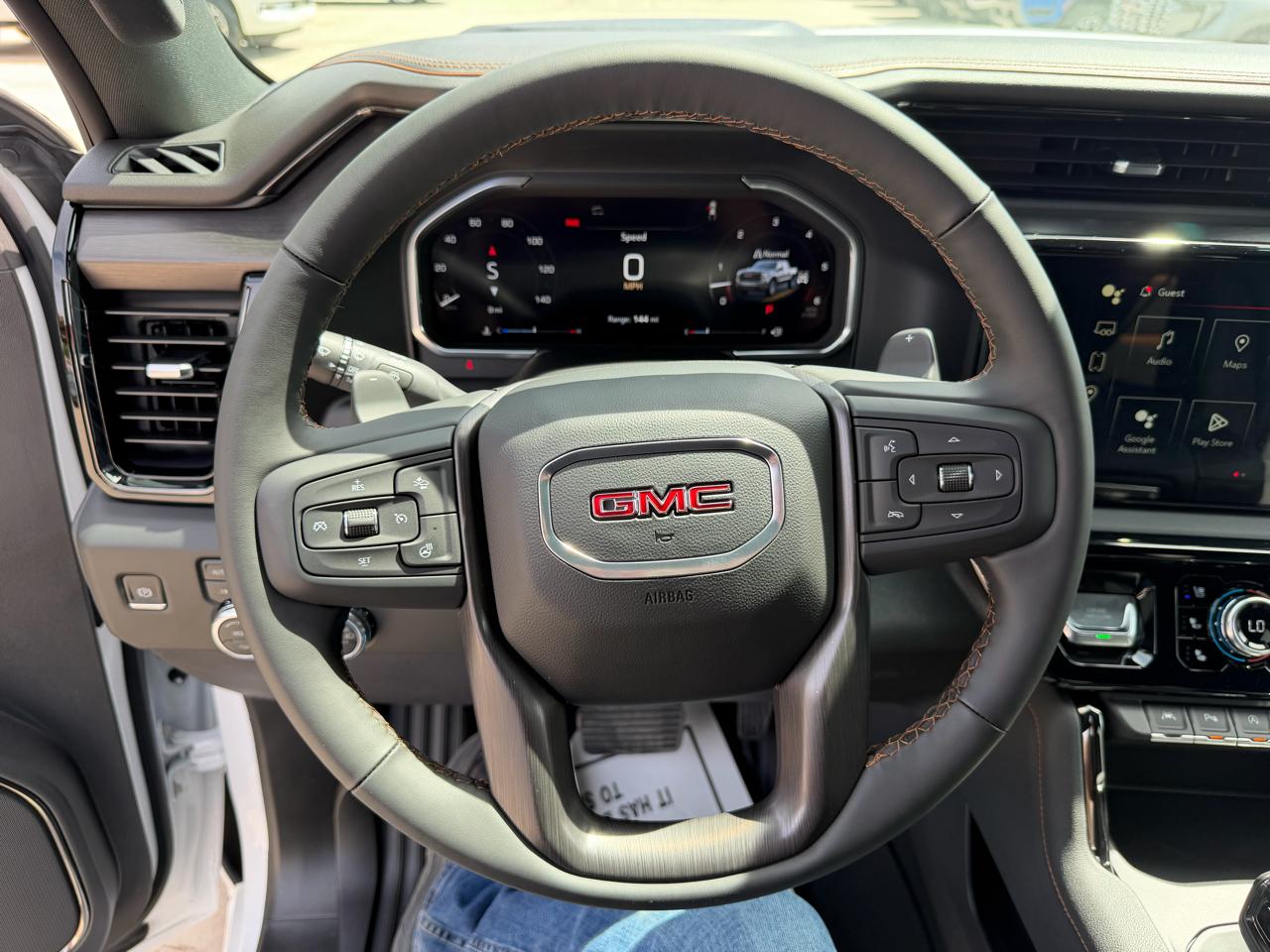 GMC Sierra 1500 4WD Crew Cab 147" AT4 2026