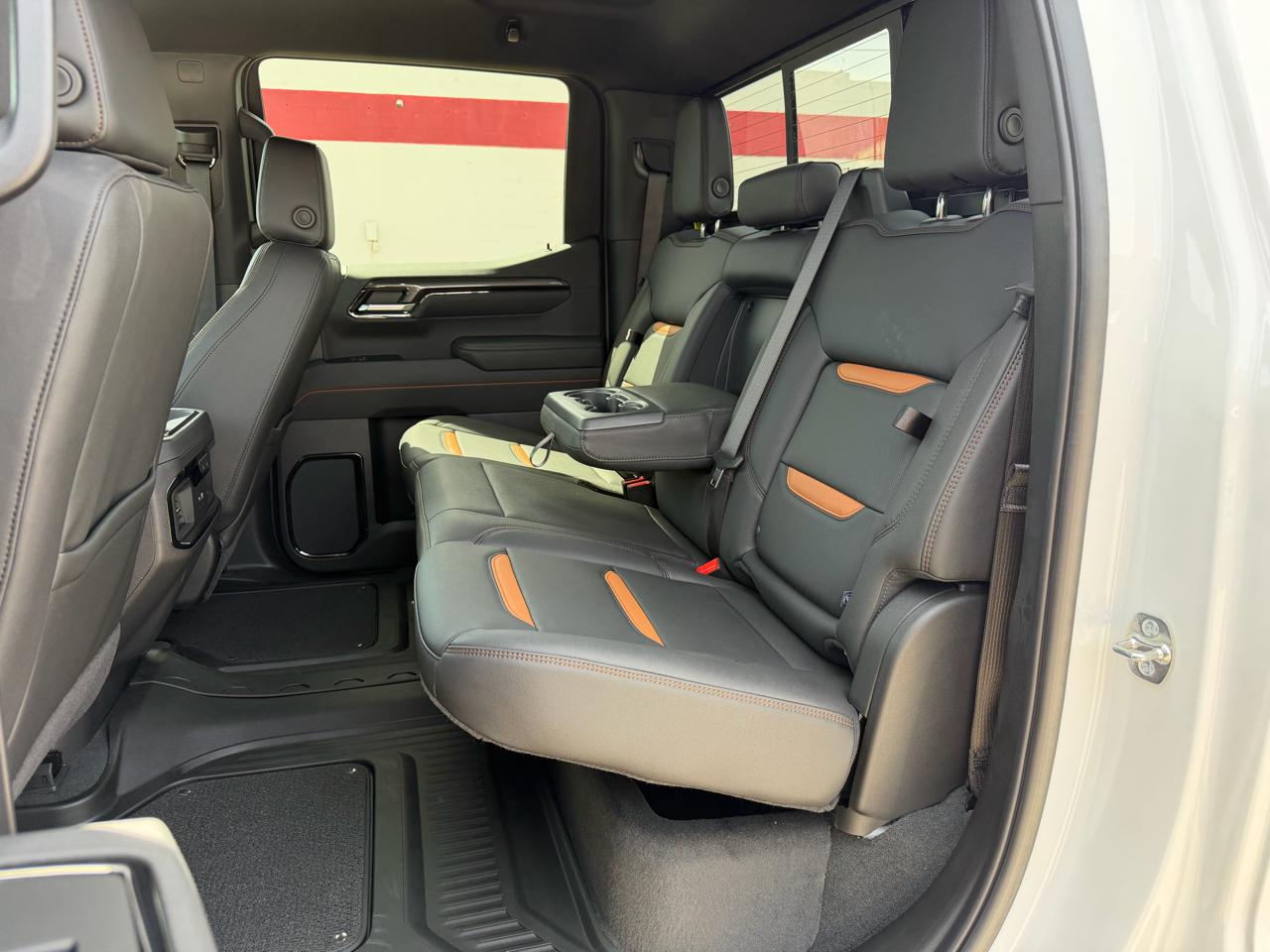 GMC Sierra 1500 4WD Crew Cab 147" AT4 2026