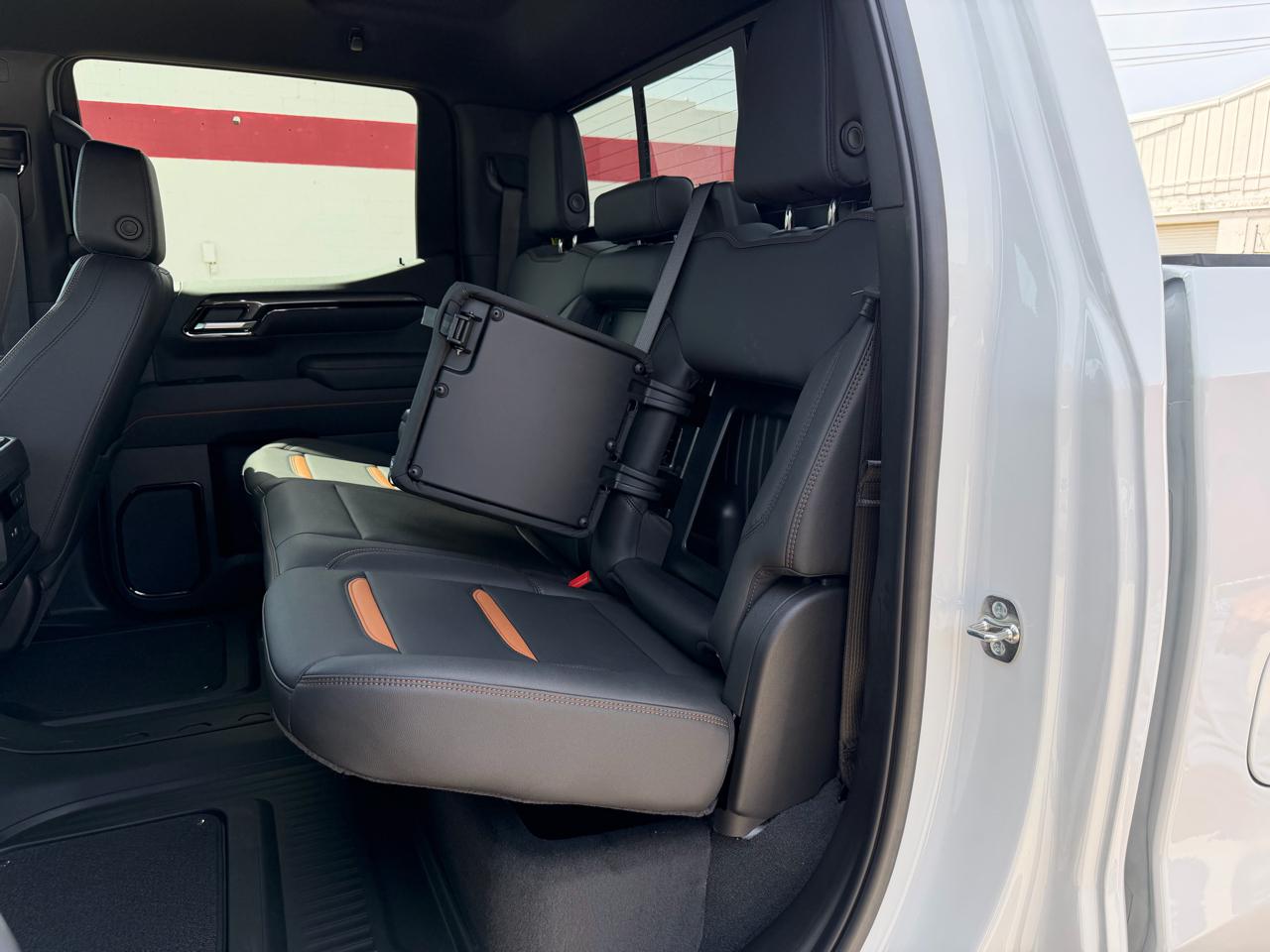 GMC Sierra 1500 4WD Crew Cab 147" AT4 2026