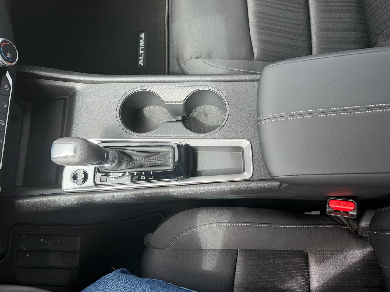 Nissan Altima SV FWD 2026