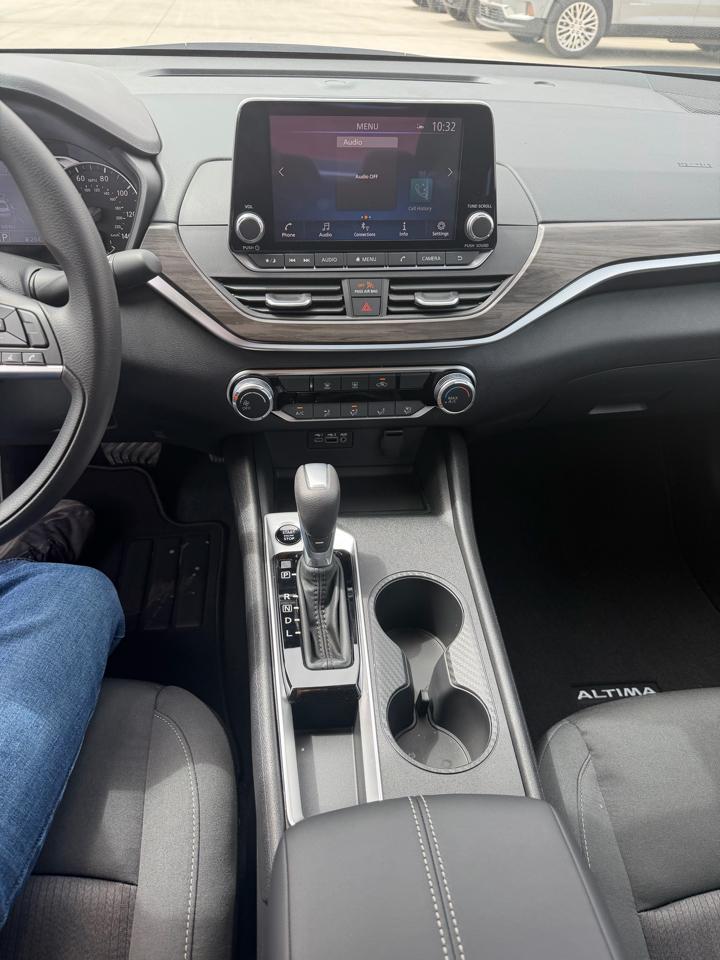 Nissan Altima SV FWD 2026