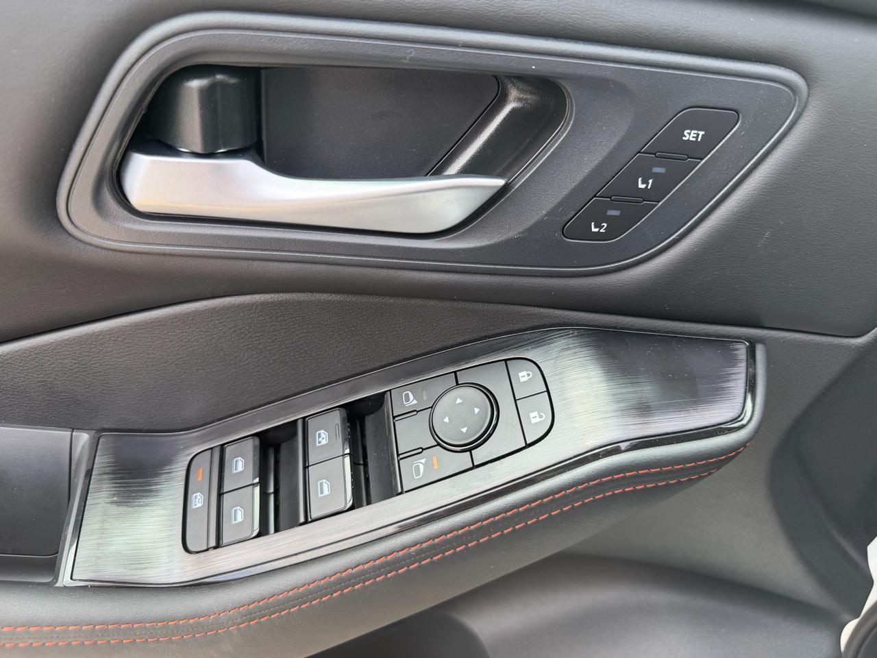 Nissan Rogue 2026.5 AWD Rock Creek 2026