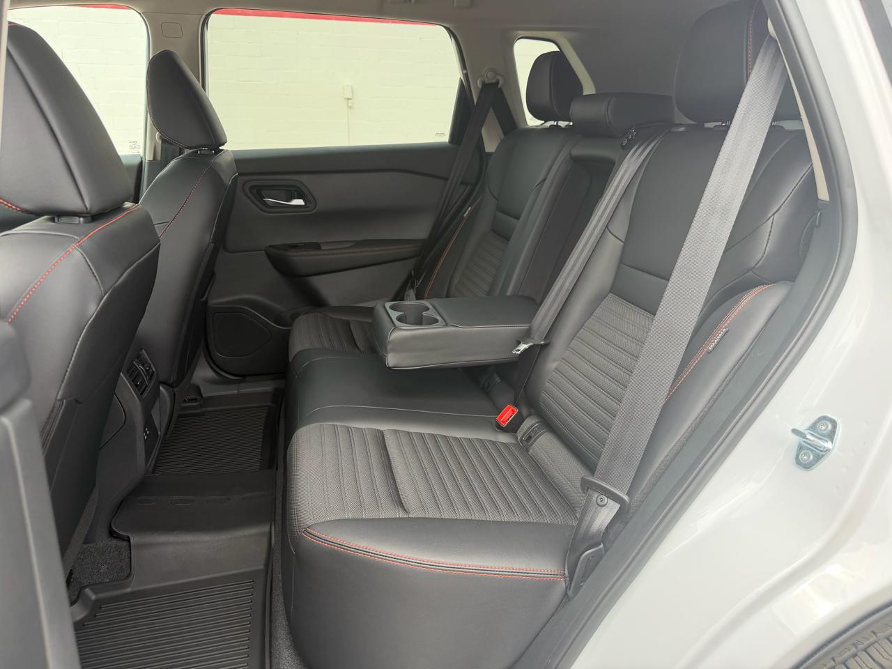 Nissan Rogue 2026.5 AWD Rock Creek 2026