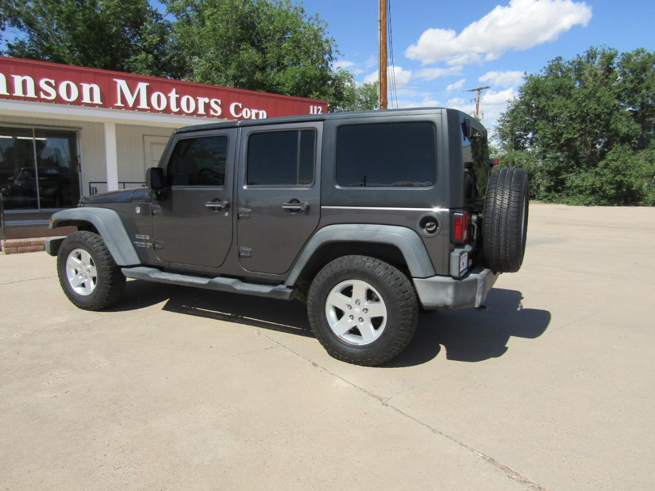 Jeep Wrangler Unlimited 4WD 4dr Sport 2016