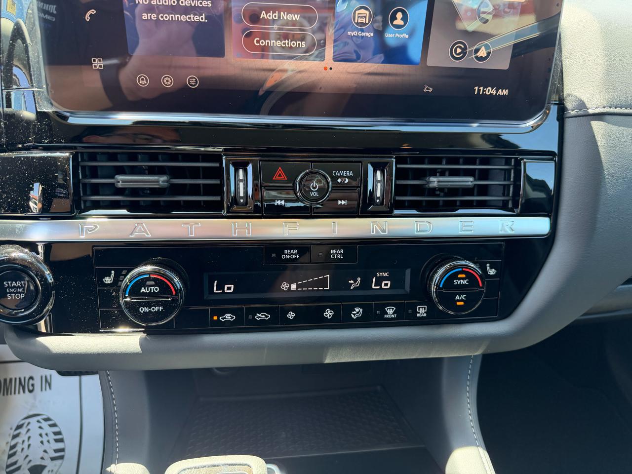 Nissan Pathfinder SV 2WD 2026