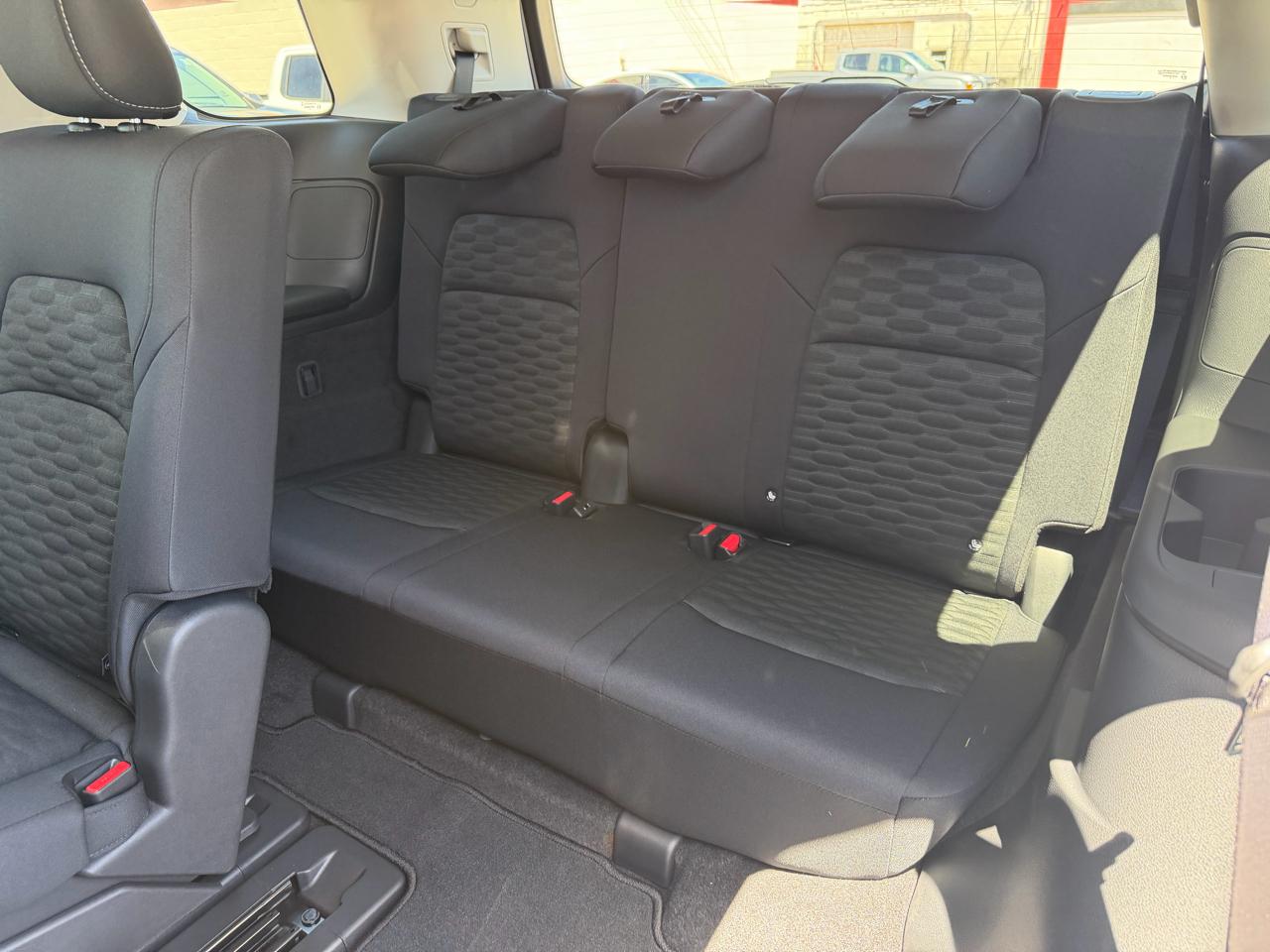 Nissan Pathfinder SV 2WD 2026