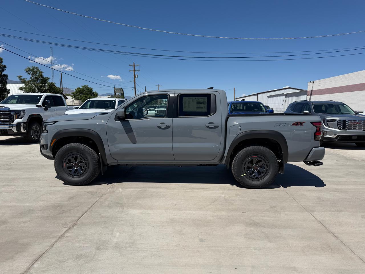 Nissan Frontier Crew Cab 4x4 PRO-4X 2026