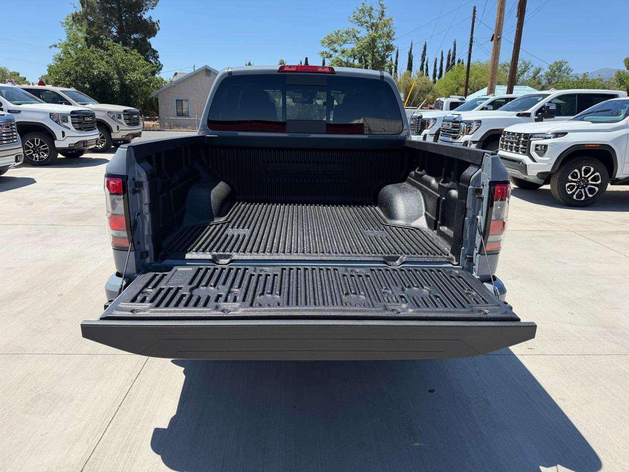 Nissan Frontier Crew Cab 4x4 PRO-4X 2026