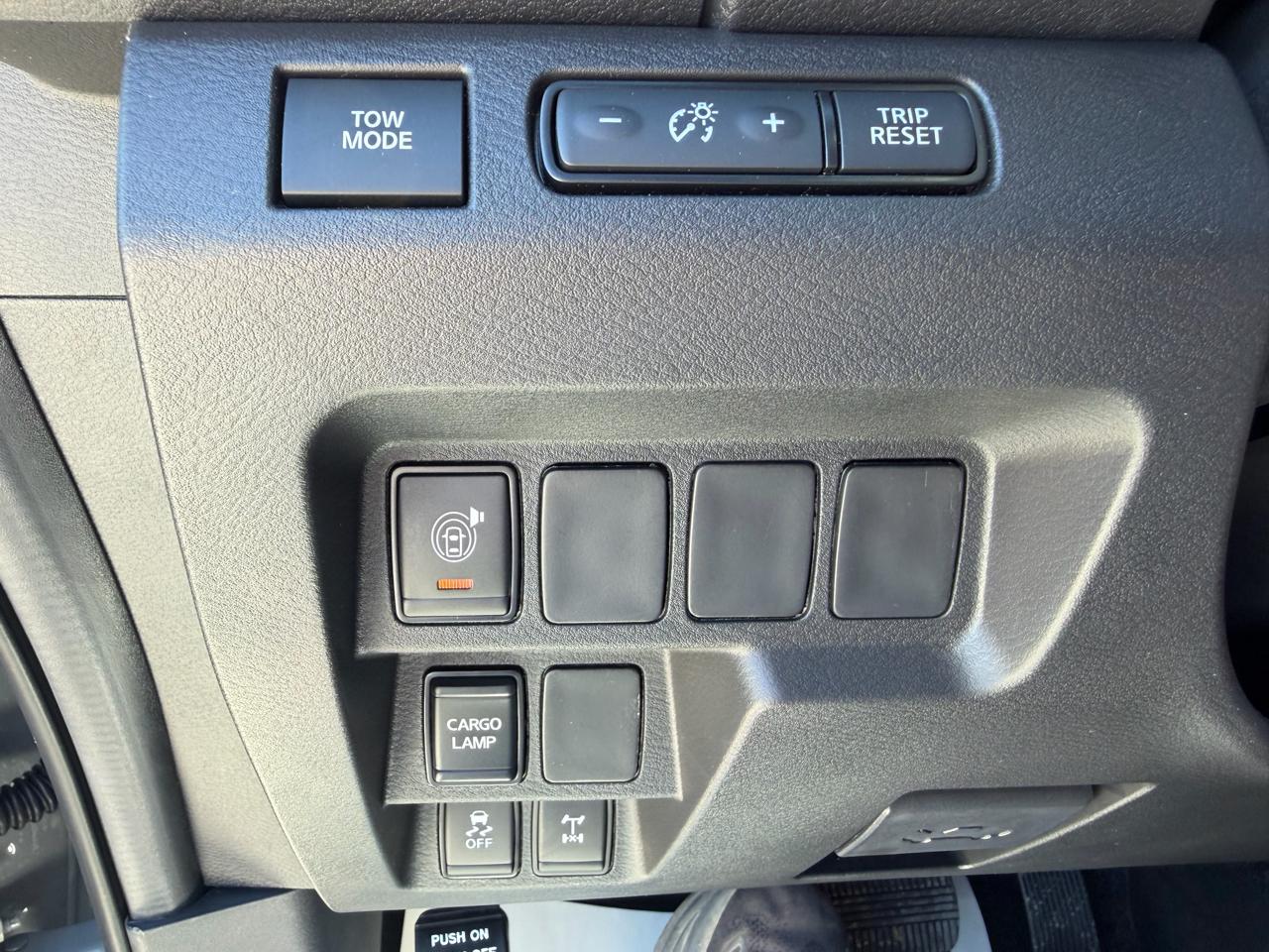 Nissan Frontier Crew Cab 4x4 PRO-4X 2026