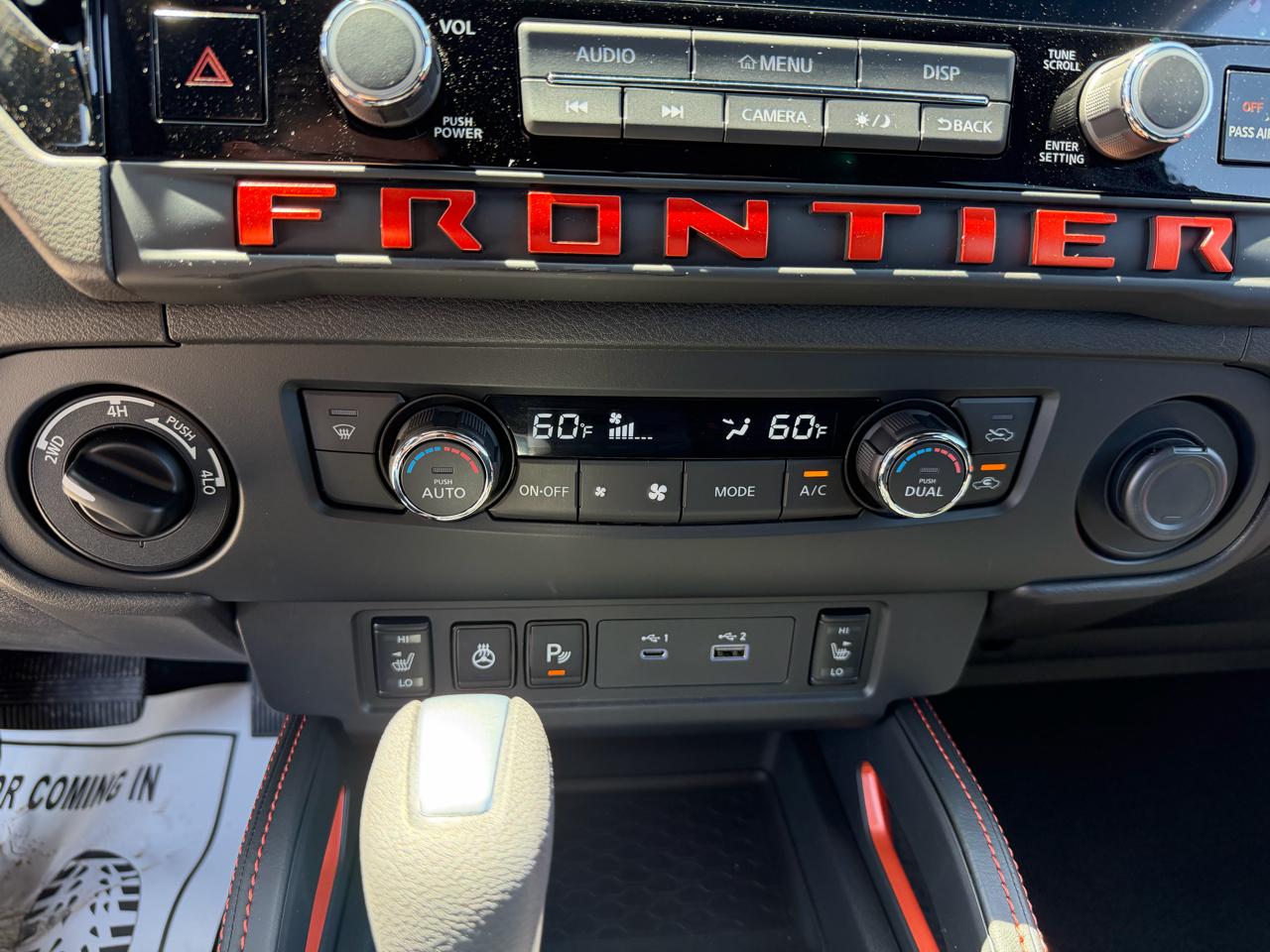 Nissan Frontier Crew Cab 4x4 PRO-4X 2026