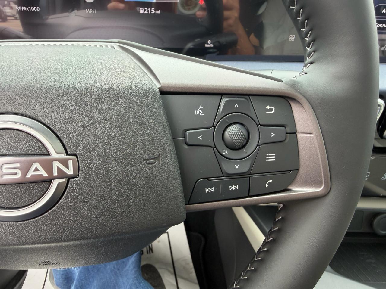 Nissan Sentra SL Sedan 2026